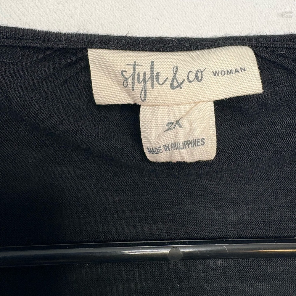 Style & Co. plus size 2x Henley Black Long Sleeve tunic top - Picture 3 of 5